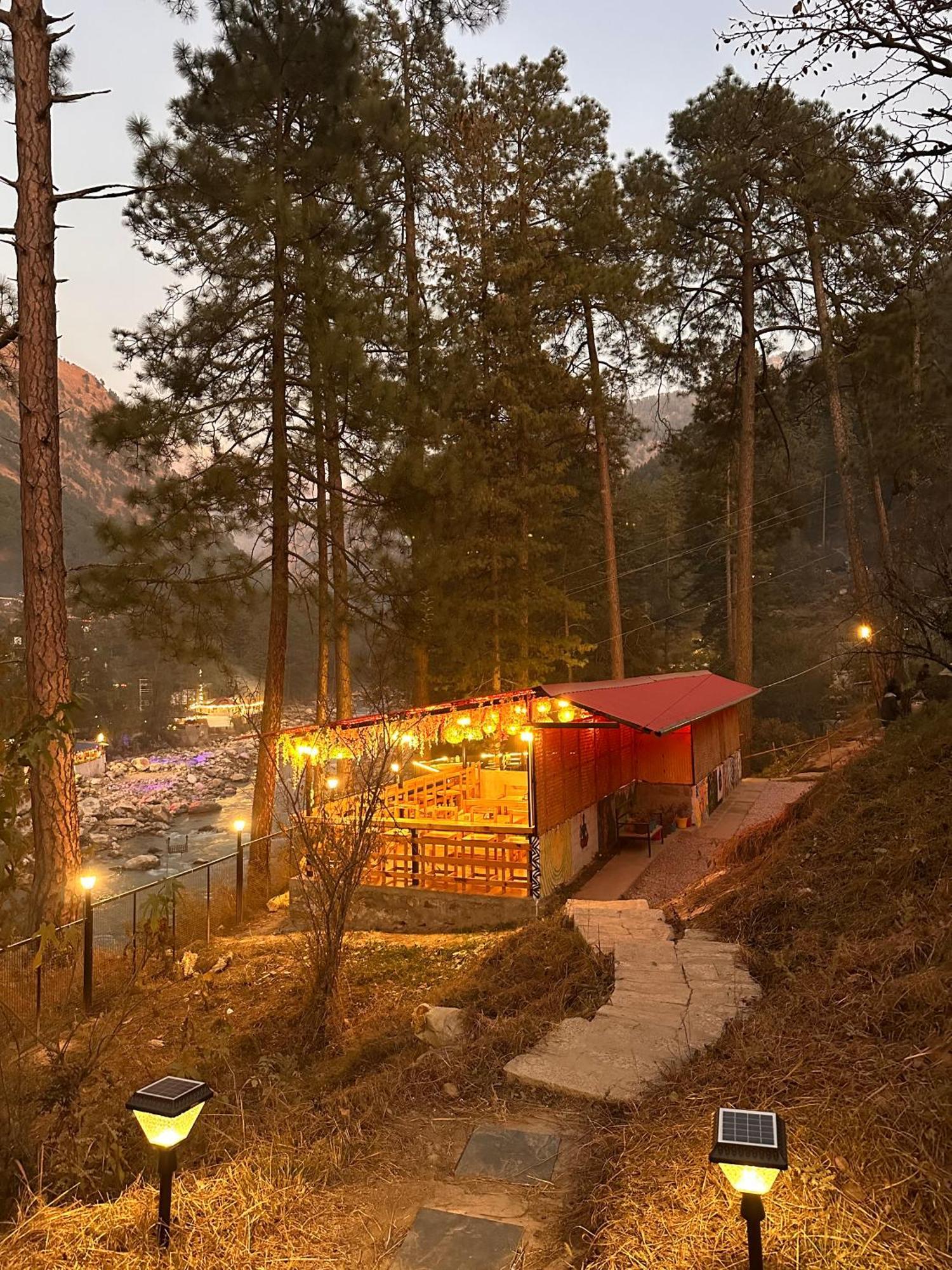 Ahava Kasol Riverside Cafe And Cottages Экстерьер фото