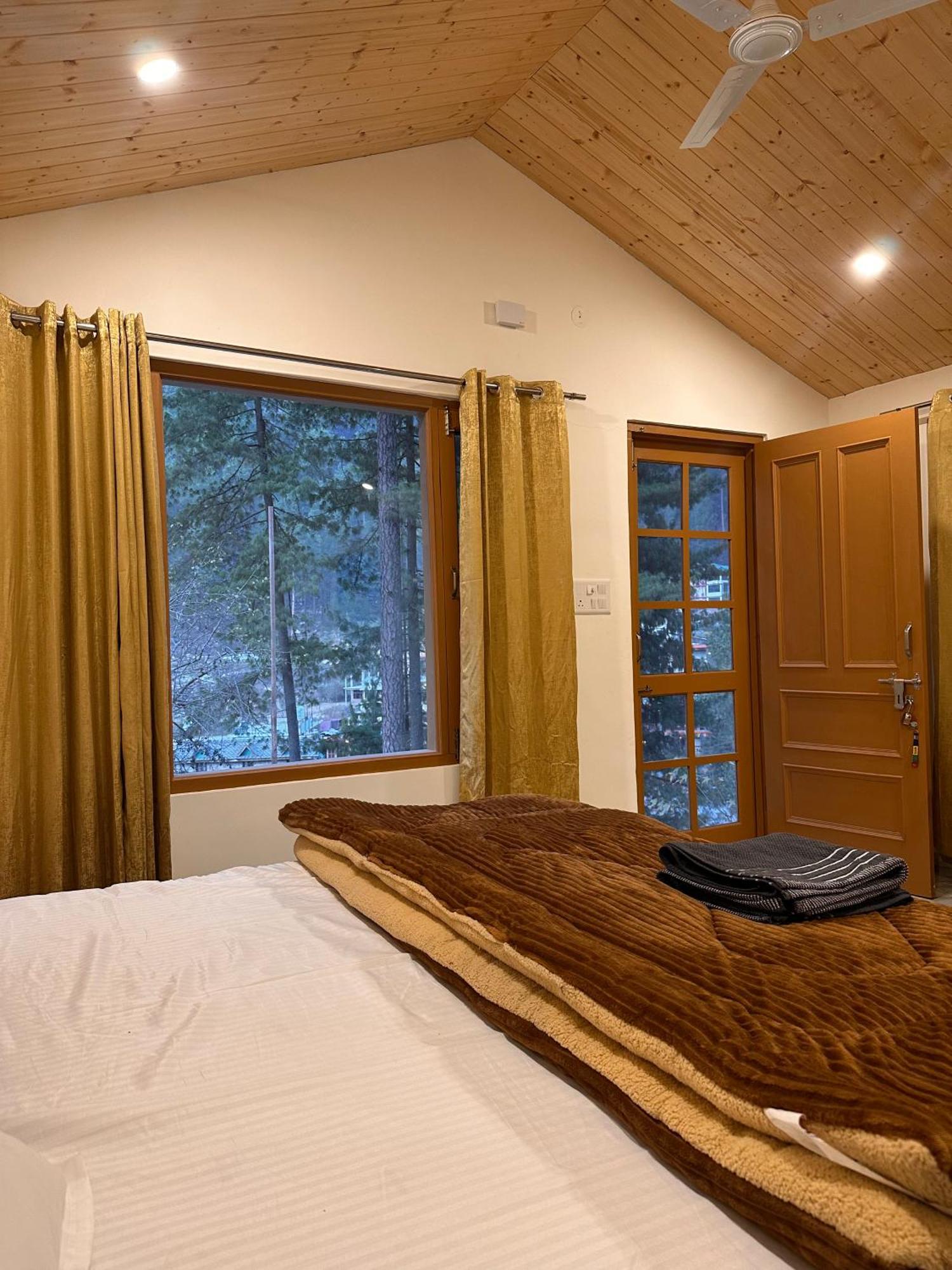 Ahava Kasol Riverside Cafe And Cottages Экстерьер фото